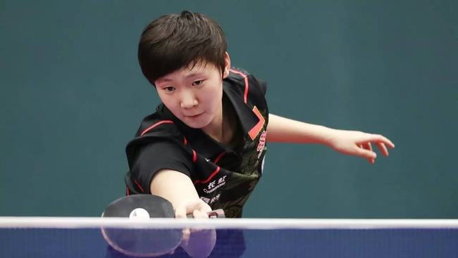 洛杉矶快船负于森林狼，经历逆转五连胜，森林狼展现顽强斗志，快船失误多，火力不足。