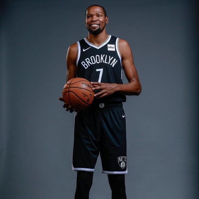 官方：葡萄牙裁判皮涅罗将执法欧冠曼城vs勒沃库森