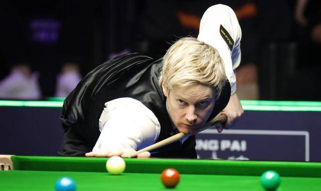 赫内斯说瓜帅想让你接手曼城？孔帕尼：我100%专注于拜仁